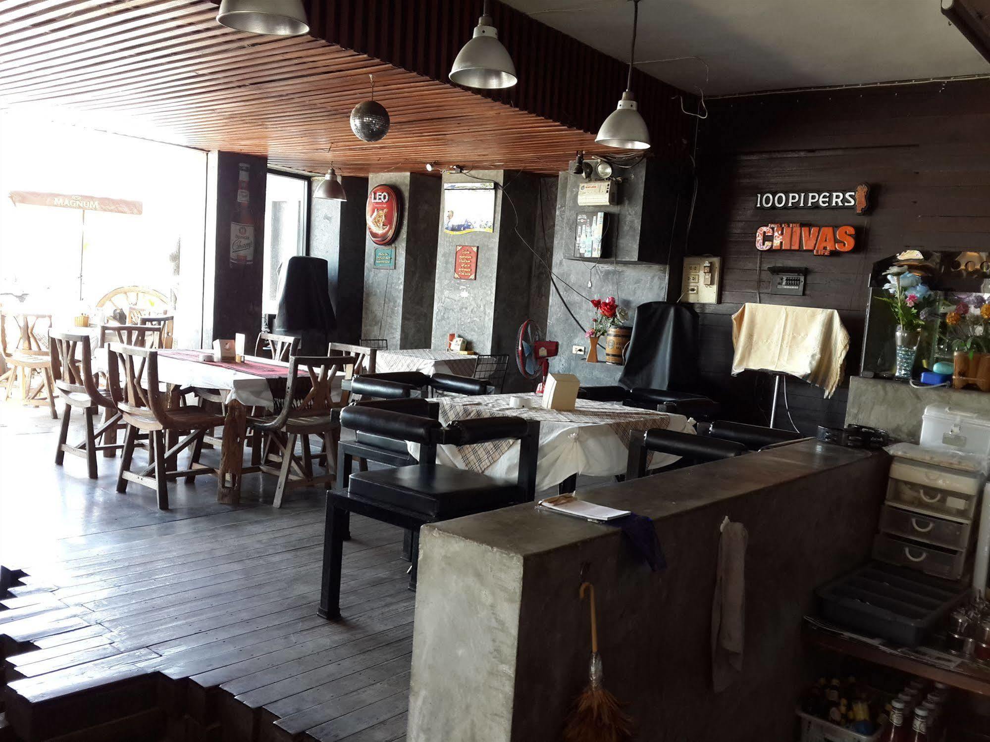 Coffee Island Nathon Exterior foto