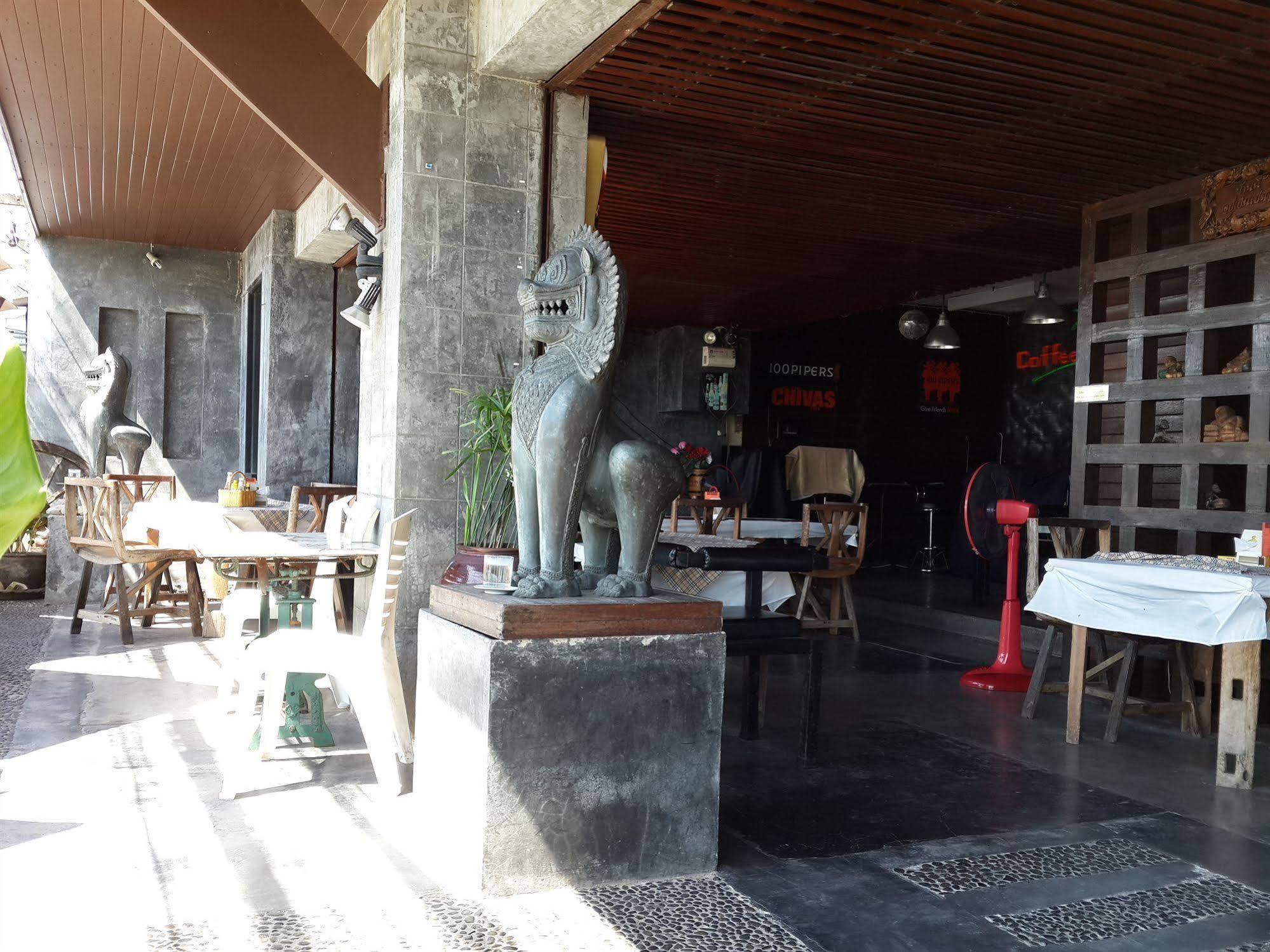 Coffee Island Nathon Exterior foto